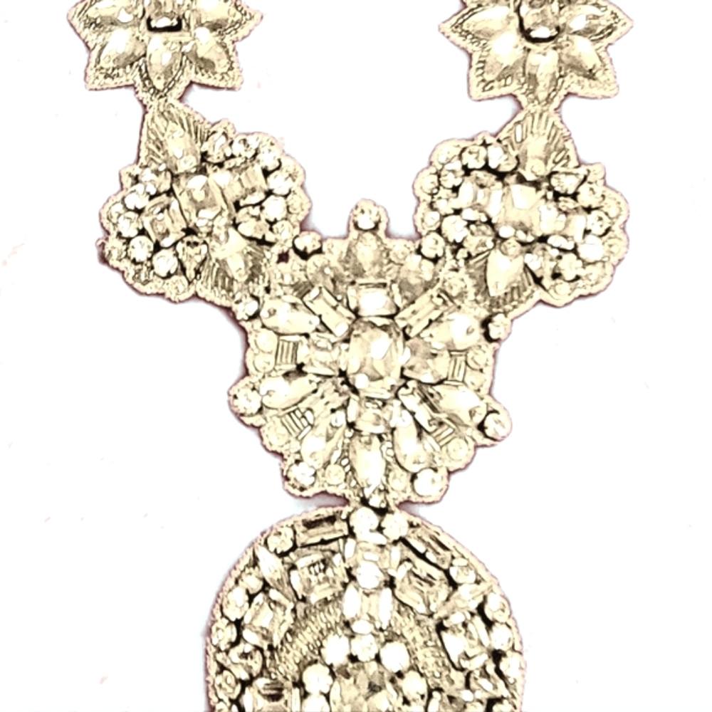 NWOT (wedding) Deepa Gurnani rhinestone bib/choker necklace (only)
